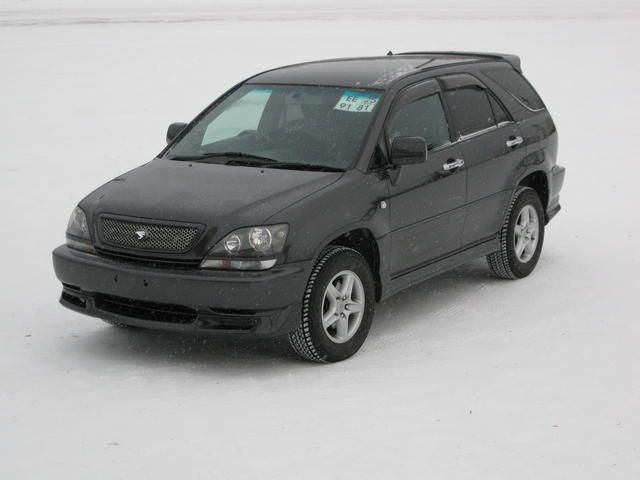 2000 Toyota Harrier