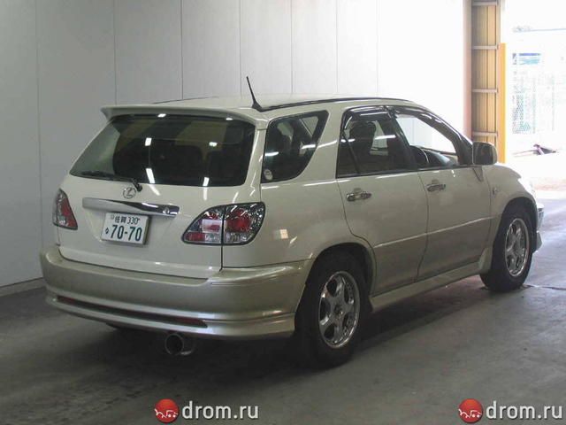 2002 Toyota Harrier