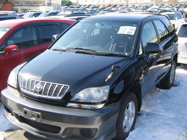 2002 Toyota Harrier