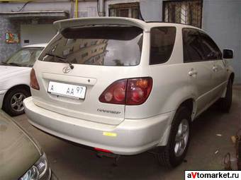 2002 Toyota Harrier Pictures