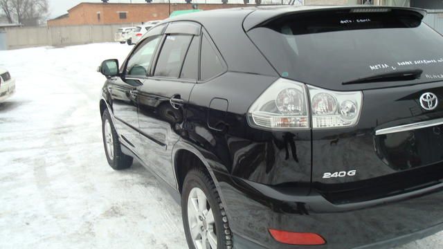 2003 Toyota Harrier