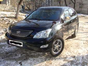 2003 Toyota Harrier Pics