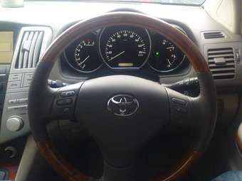 2003 Toyota Harrier Photos