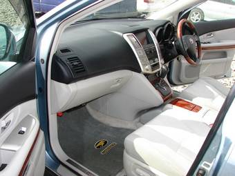 2003 Toyota Harrier Pictures