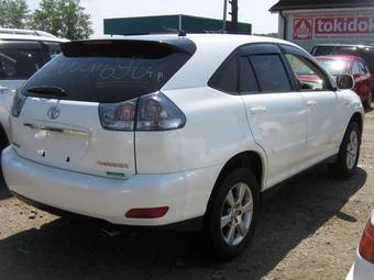 2003 Toyota Harrier Images