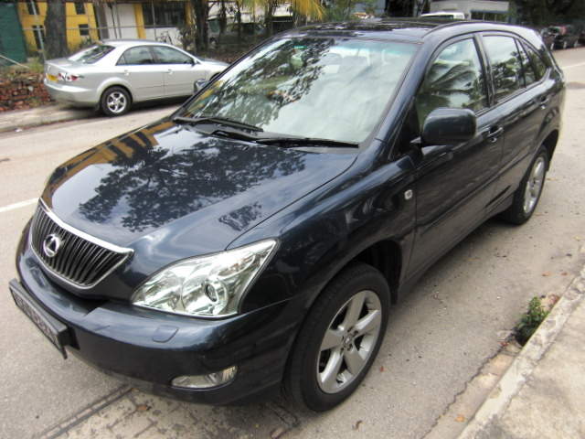 2004 Toyota Harrier specs