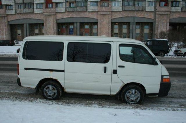 1998 Toyota Hiace