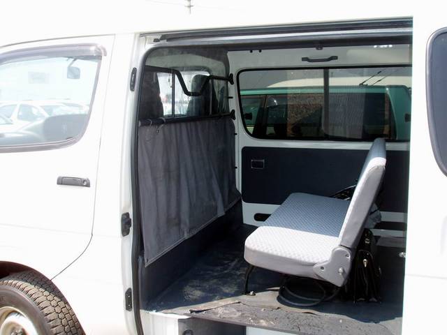 2000 Toyota Hiace