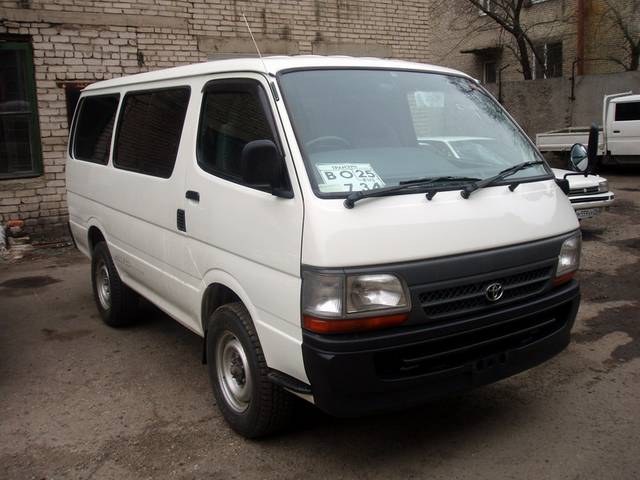 2000 Toyota Hiace