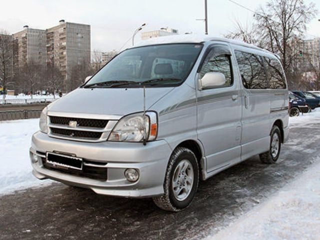 2000 Toyota Hiace