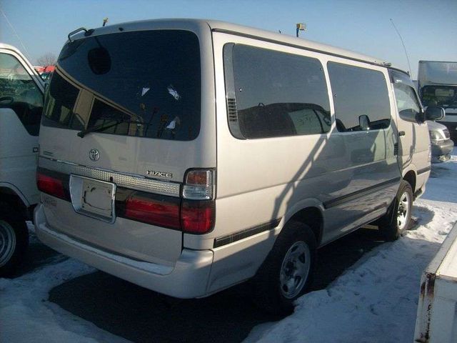 2000 Toyota Hiace