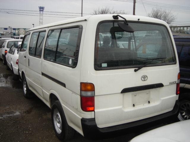 2000 Toyota Hiace Photos