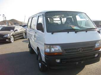 2002 Toyota Hiace Pics