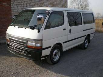 2002 Toyota Hiace Wallpapers