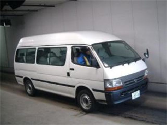 2003 Toyota Hiace