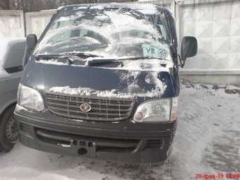 2003 Toyota Hiace Images