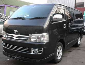 2005 Toyota Hiace Images