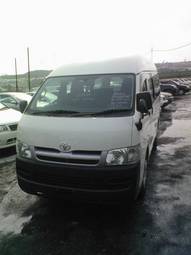 2005 Toyota Hiace Pictures