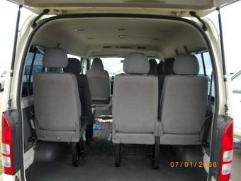 2006 Toyota Hiace Pictures