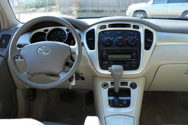 2004 Toyota Highlander