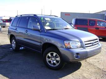 2004 Toyota Highlander Pics