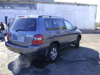 2004 Toyota Highlander Pictures