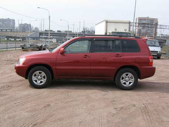 2004 Toyota Highlander Pics