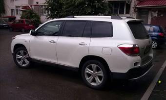 2011 Toyota Highlander Photos