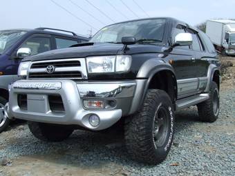 1999 Toyota Hilux Surf Images