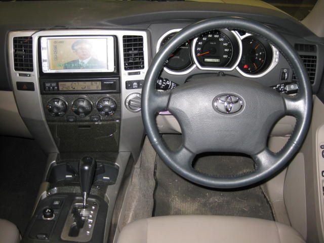 2004 Toyota Hilux Surf