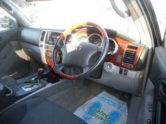 2005 Toyota Hilux Surf Images