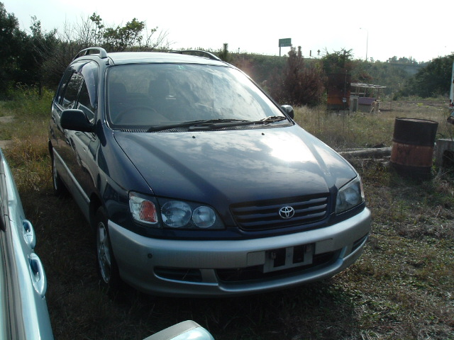 1997 Toyota Ipsum