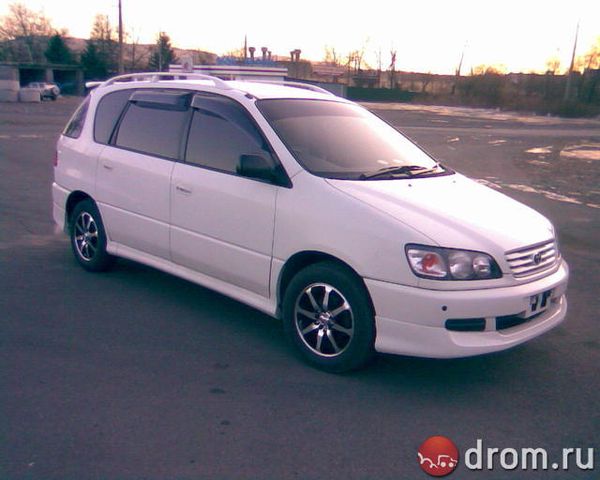 1997 Toyota Ipsum