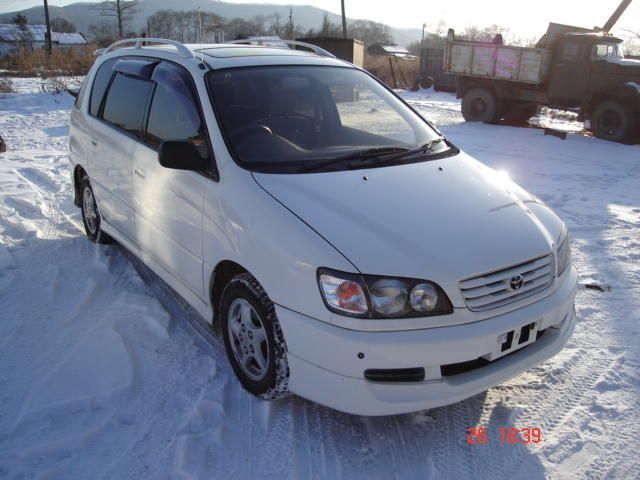 1997 Toyota Ipsum