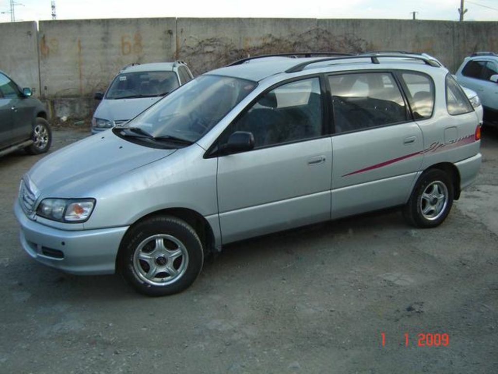 1997 Toyota Ipsum