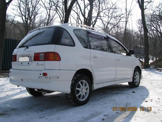 1997 Toyota Ipsum