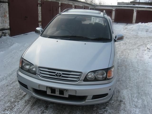 1997 Toyota Ipsum