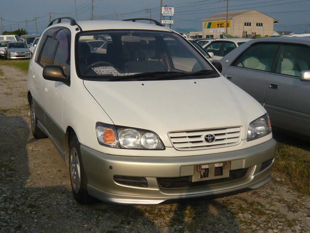 1997 Toyota Ipsum