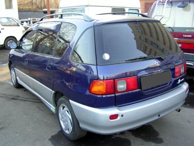 1997 Toyota Ipsum Pics