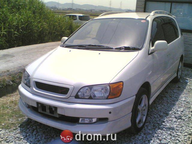 1999 Toyota Ipsum