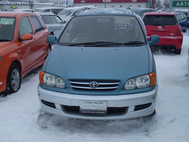 Toyota ipsum 2000 года