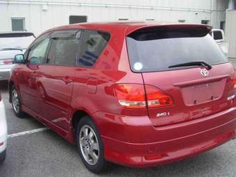 2003 Toyota Ipsum Pics