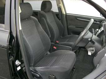 2005 Toyota Ipsum Pics