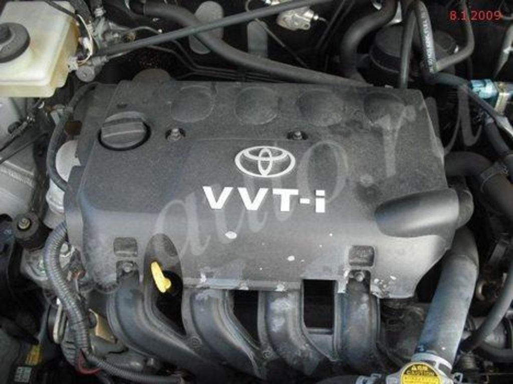 2002 Toyota ist