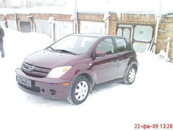 2003 Toyota ist Photos