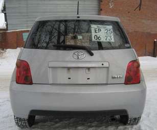 2003 Toyota ist Pictures