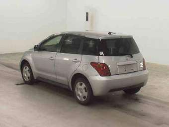 2003 Toyota ist Pictures