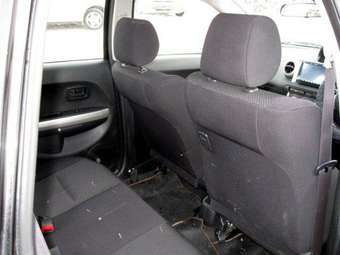 2003 Toyota ist Pics