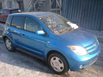 2003 Toyota ist Pictures