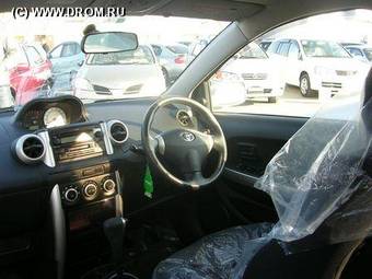 2003 Toyota ist Pictures